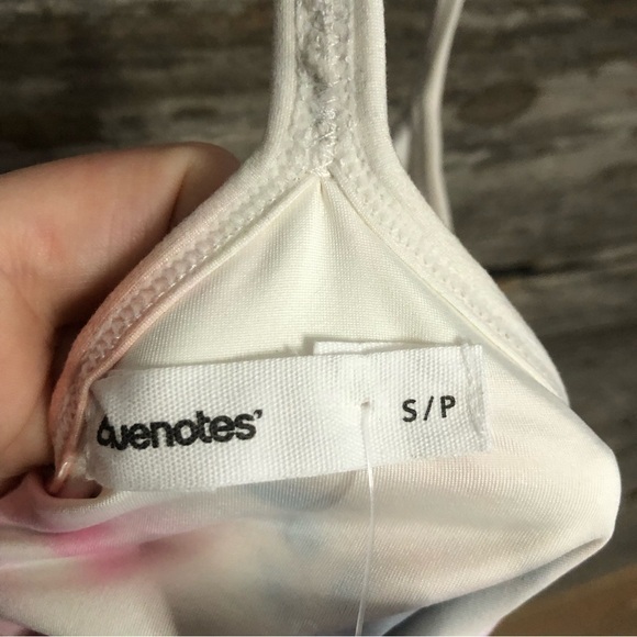 bluenotes Size Small NWT White/Tie Dye Crop Top/Sports Bra - Picture 4 of 5